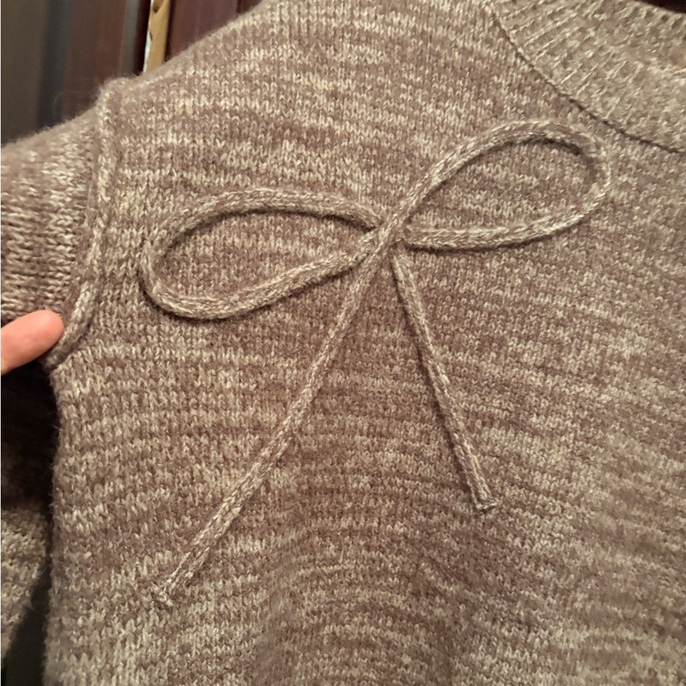 Universal Thread Cropped Bow Crew Neck Sweater - image 4